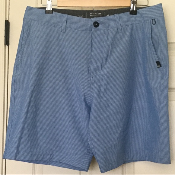 Like New Quiksilver Boardshorts - Picture 3 of 8